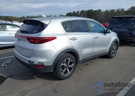 2020 Kia Sportage Lx z USA, uszkodzony, nr VIN KNDPM3AC3L7747083
